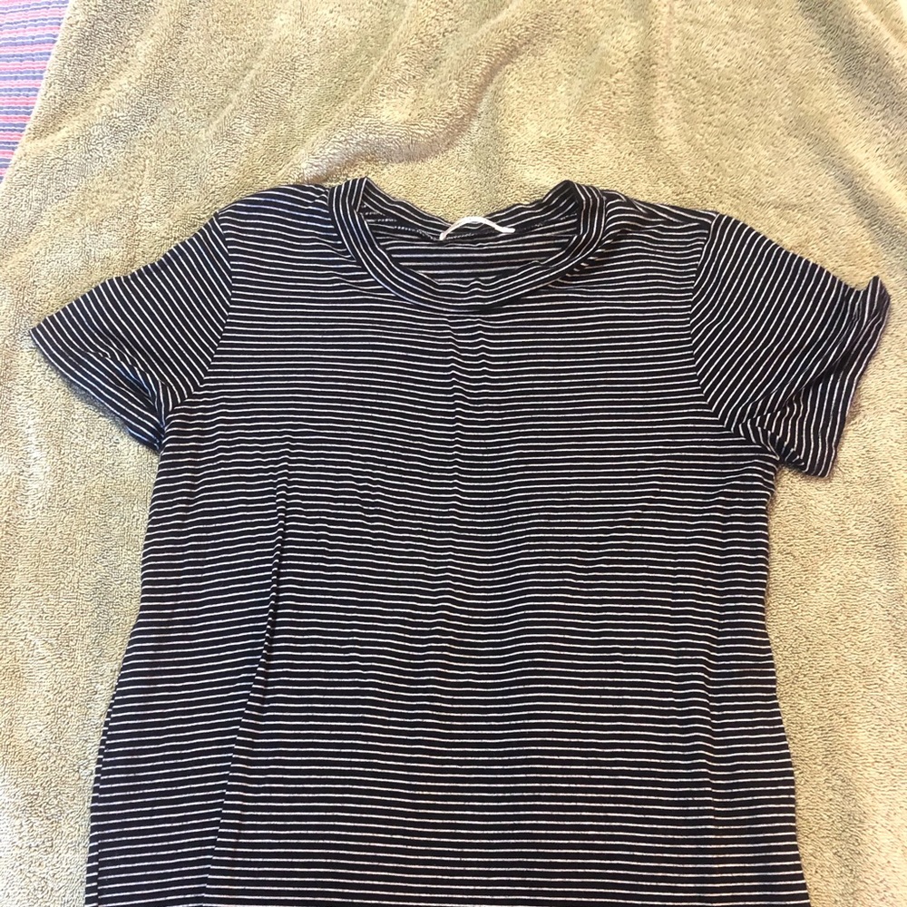 Basic stripped shirt